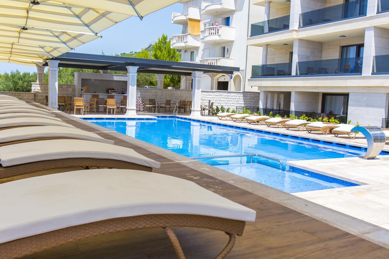 Luxury Aparthotel Makarska Buitenkant foto